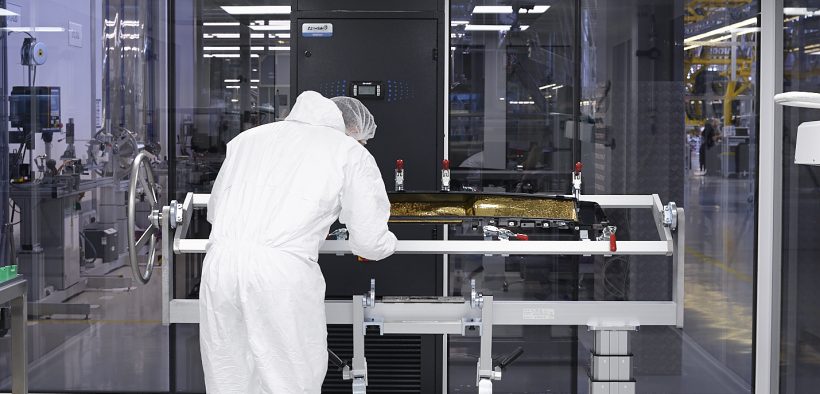 Rolls-Royce Clean Room