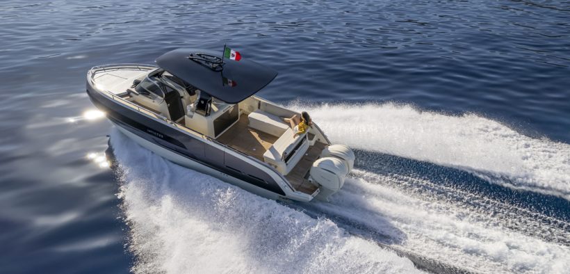 GT320S, the new Invictus Yacht outboard model